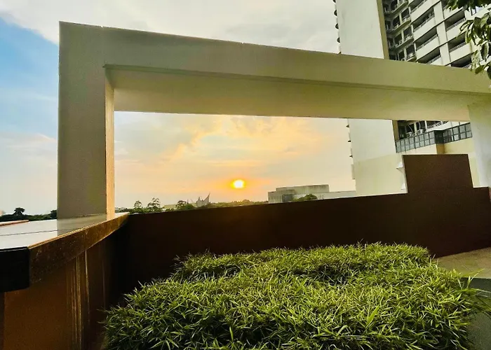 Urbanstay At The Radiance Bay Manila