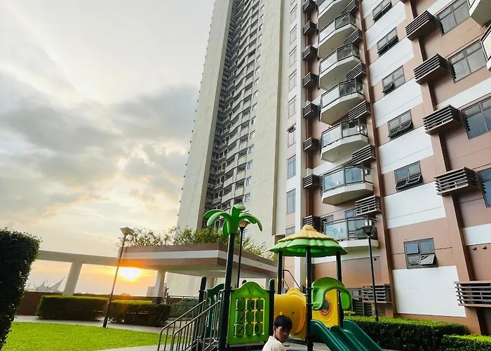 Urbanstay At The Radiance Bay Aparthotel