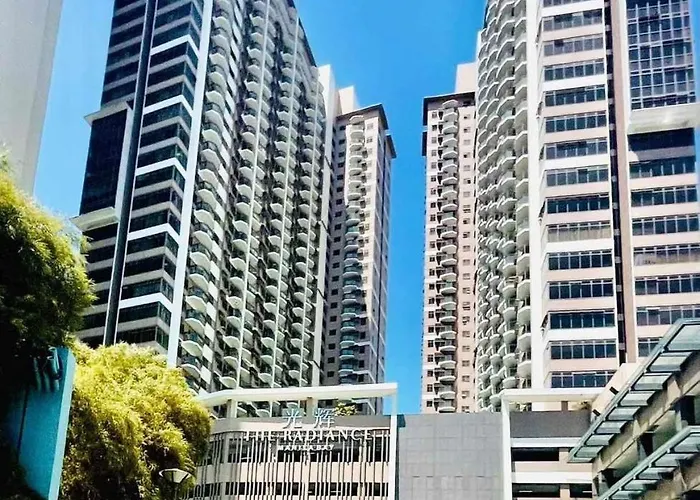 Urbanstay At The Radiance Bay Aparthotel Manila