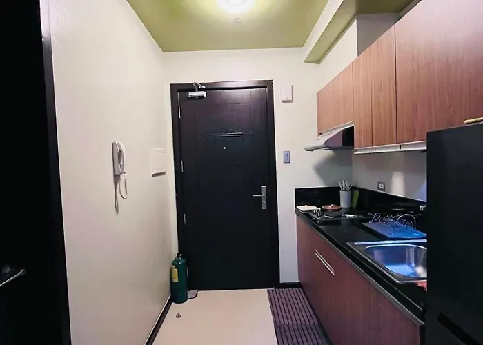 Urbanstay At The Radiance Bay Aparthotel